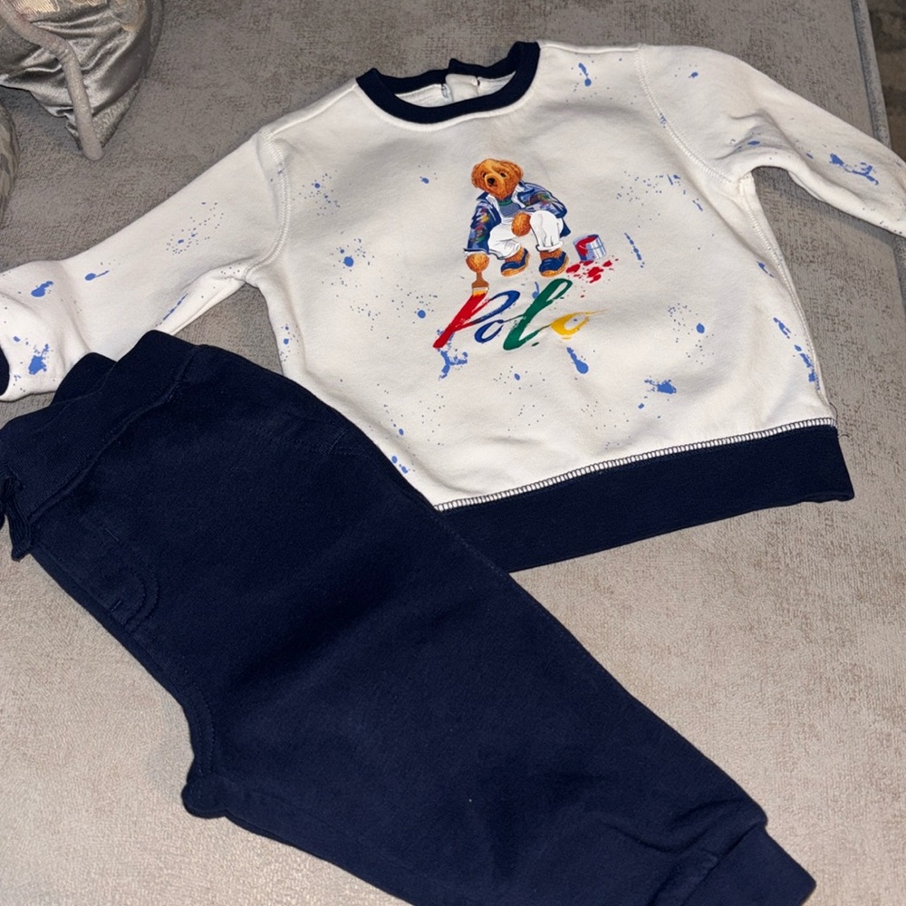 Baby Boy Polo Bear Fleece Sweatshirt & Pant Set. 12 month size